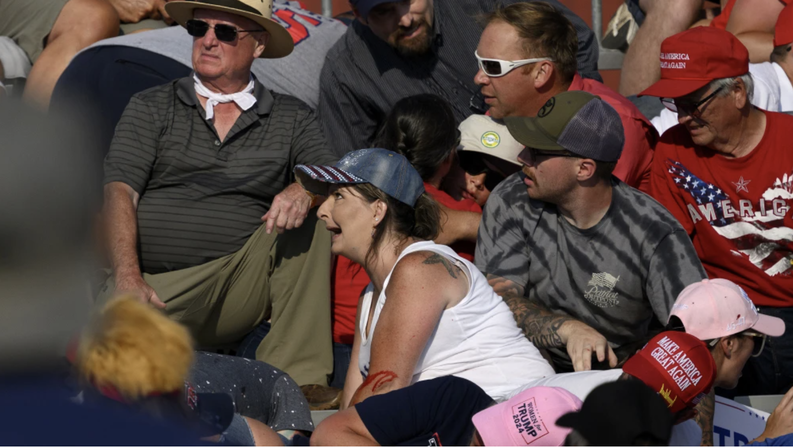 律師向在川普集會上遇難的前消防局長的家人捐贈100萬美元