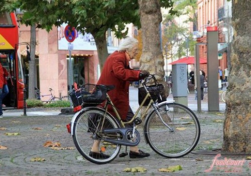世界最長壽老人活到122歲——並稱梵谷“骯髒又可怕”