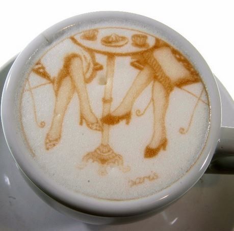 咖啡拉花用「印」的 人臉也能畫出來