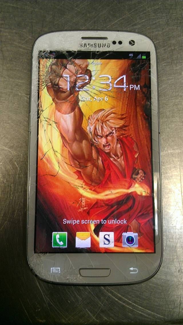 手機螢幕破裂　神奇碳物質「自行修復」