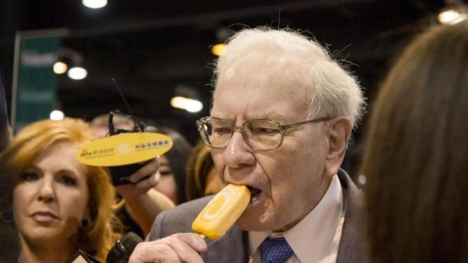 因消費者抗拒全天然食品 巴菲特肯定垃圾食品價值（組圖）