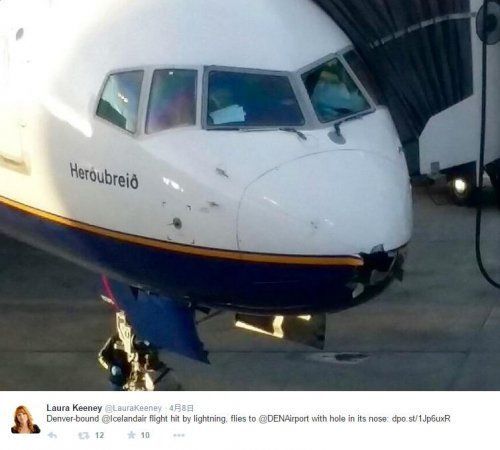 飛機頭遭雷劈中穿洞 照飛4828公里