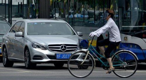 奔驰宝马狙击中国“灰车”交易(组图)