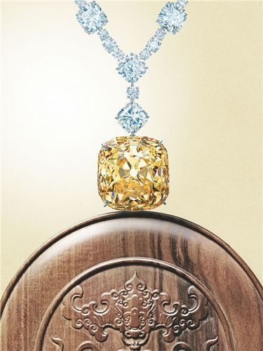 珠宝邂逅黄花梨 (组图)