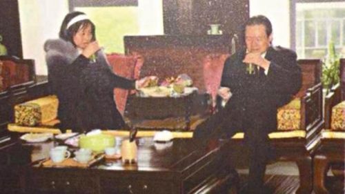 周永康现任妻子贾晓烨首度曝光(图)