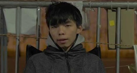 黄之锋母亲公开信 吁政府重启动对话(图)