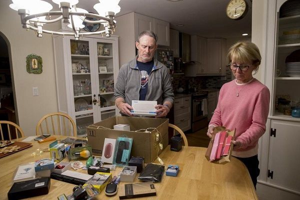 50件亞馬遜（Amazon）網購包裹不訂自到 美夫婦難消受