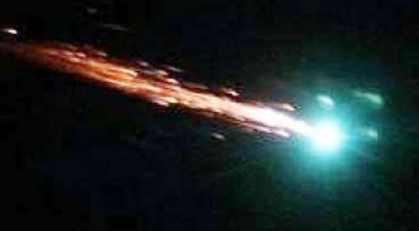 外星天體看起來就像個巨大的滅火器