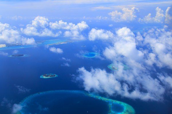 俯瞰印度洋上的綠寶石  馬爾地夫