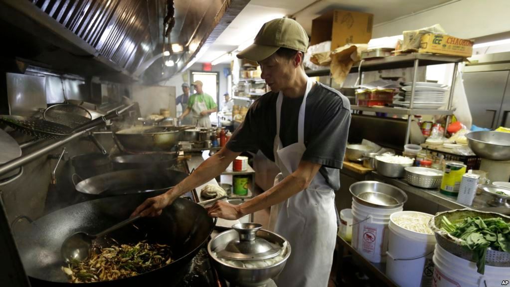 美移民執法人員突查數家中餐館(圖)