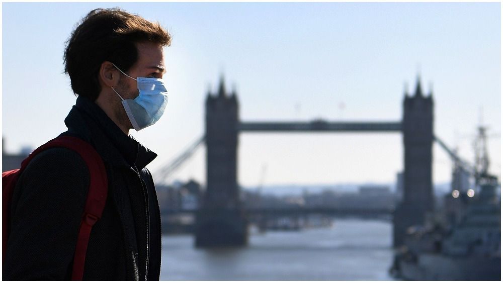 【武漢肺炎前線】英國難抵疫情，首相宣布全國「自封」三週