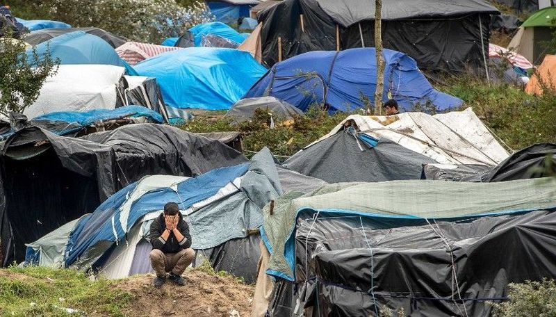 法國開始拆除加萊「叢林」難民營 （組圖）