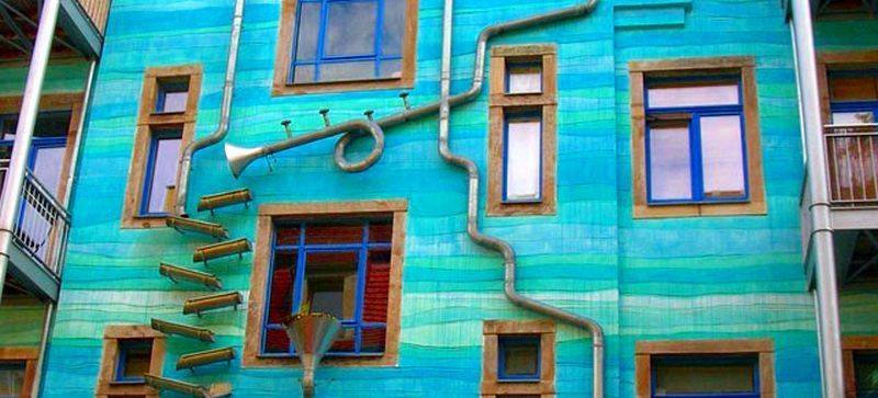 一下雨就有音樂的藝術牆