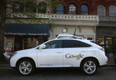 Google無人車自動駕駛在公開道路上首次事故
