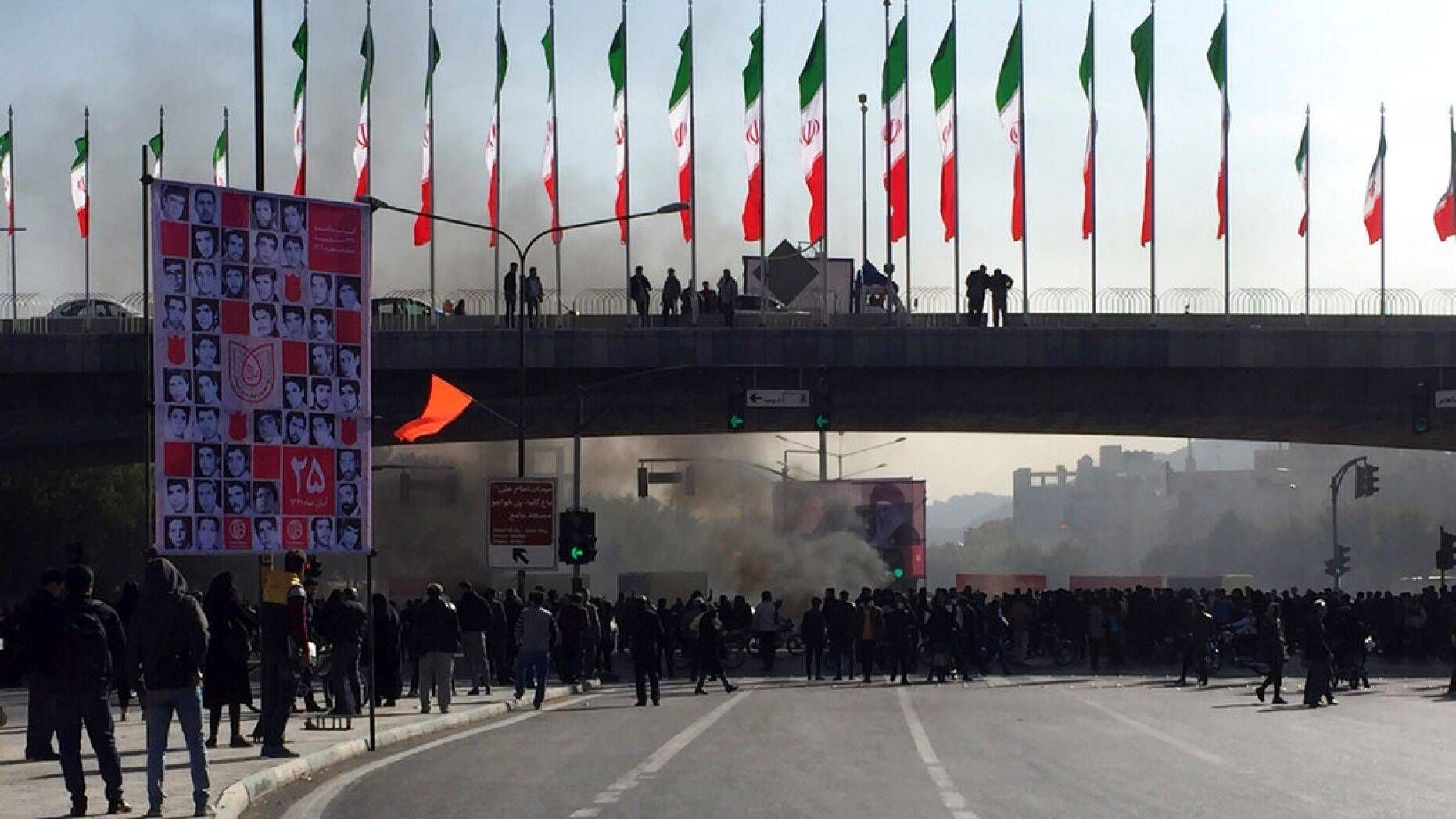 伊朗示威者遭殘酷鎮壓 突顯當局滅亡恐懼