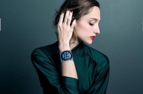 PIAGET全新珠寶系列閃耀巴黎(組圖)