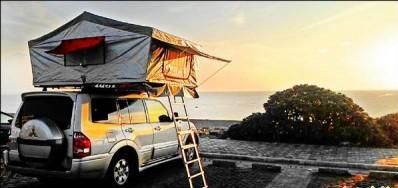 七星潭吹露營風 「車頂帳」超夯
