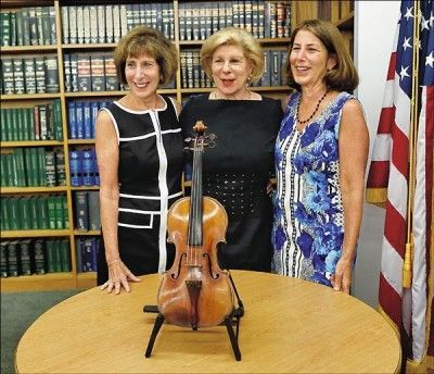 失蹤35年 義大利名琴找到了