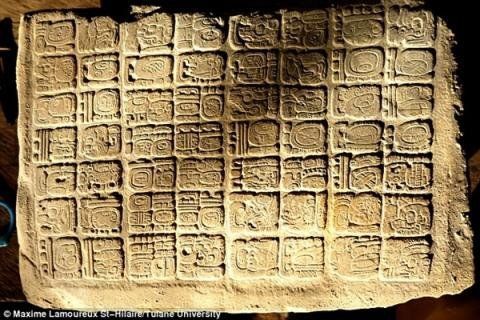 科學家新發現1600年前瑪雅石碑(組圖)