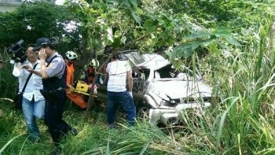 爆胎墜橋 專家籲注意「路面高溫」得放鬆油門而非重踩煞車