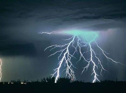 嚇死人!天打雷劈 江西一天內1萬8千多次