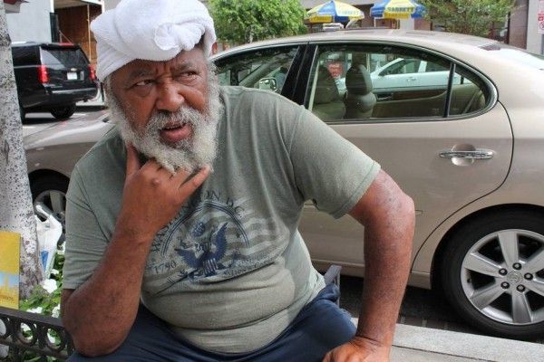 學歷最高的遊民 他畢業於哈佛法學院卻流落街頭（組圖）